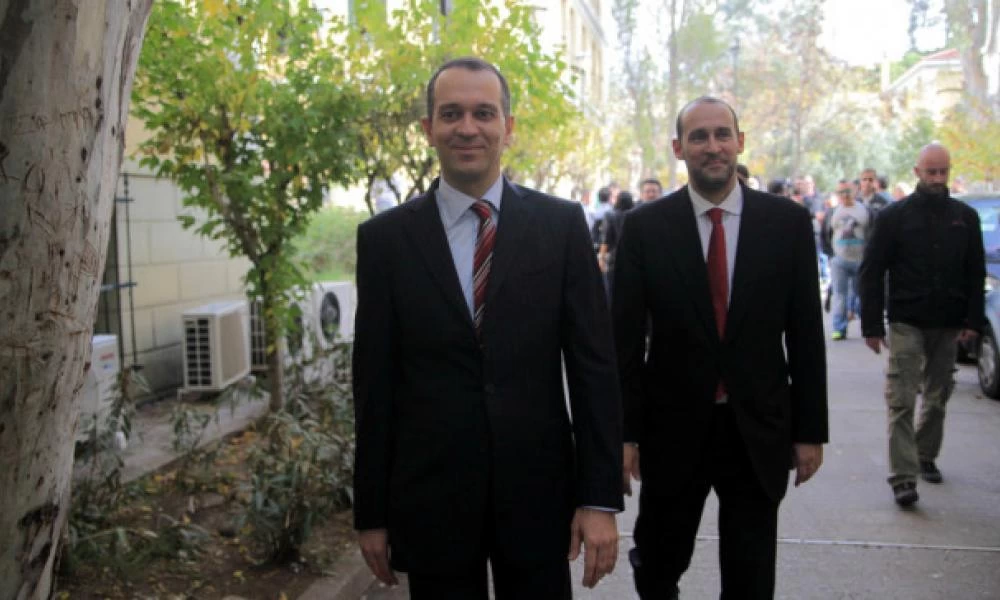 Ένα εκατομμύριο ευρώ από τους αδερφούς Αγγελόπουλου για τις ΜΕΘ